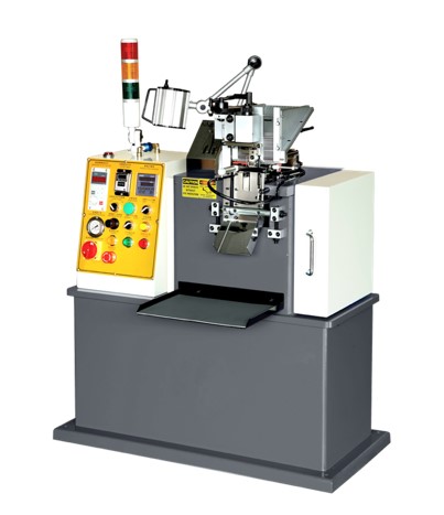 Máy sản xuất vòng chắn dầu