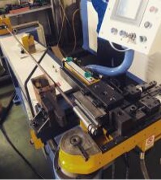 Máy uốn ống&nbsp;TB LR